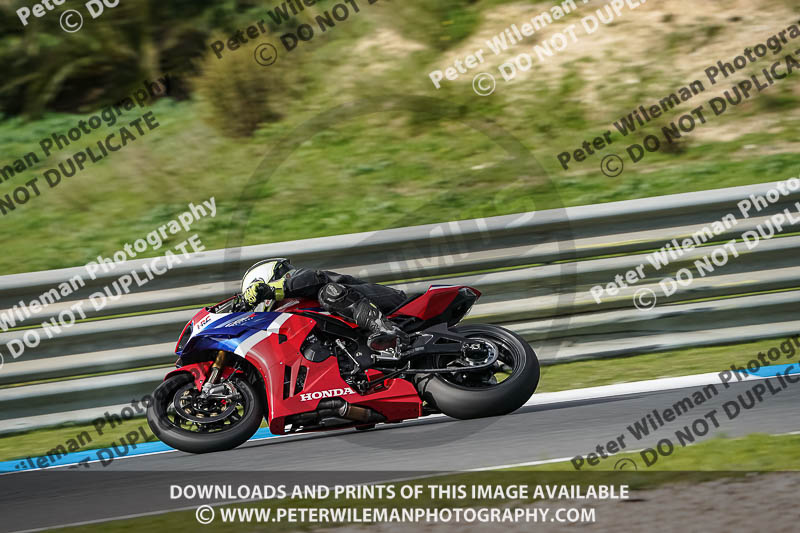 estoril;event digital images;motorbikes;no limits;peter wileman photography;portugal;trackday;trackday digital images